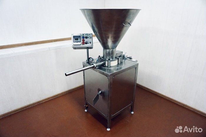 Шприц вакуумный колбасный, дозирующий шнековый