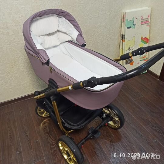 Продам детскую коляску 2 в 1