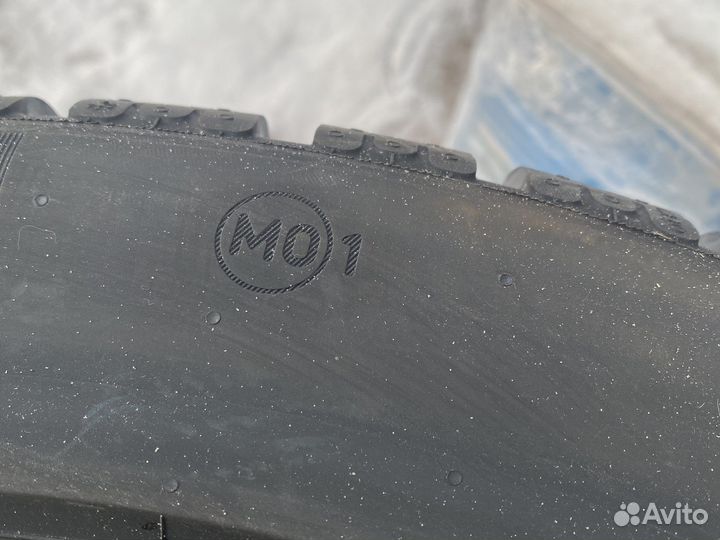 Pirelli P Zero Winter 255/45 R19 104V