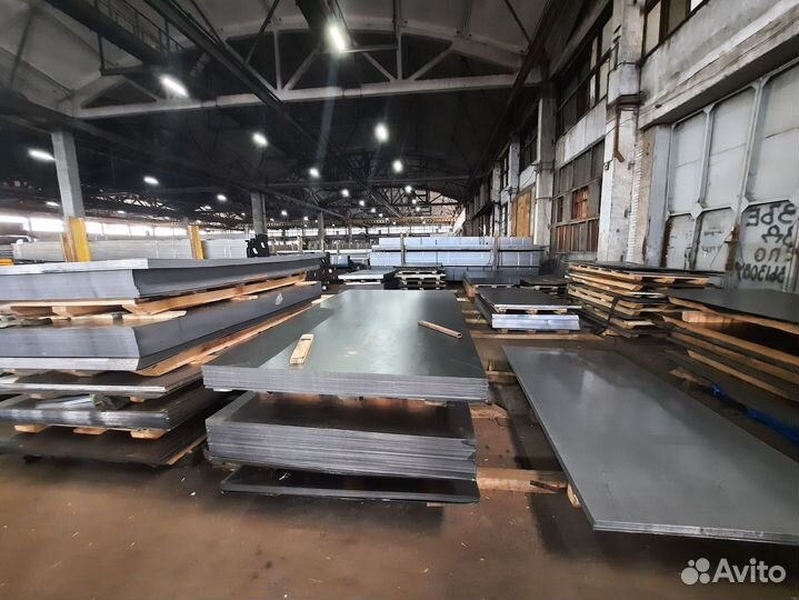Лист горячекатаный 32х2000х6000 Ст3