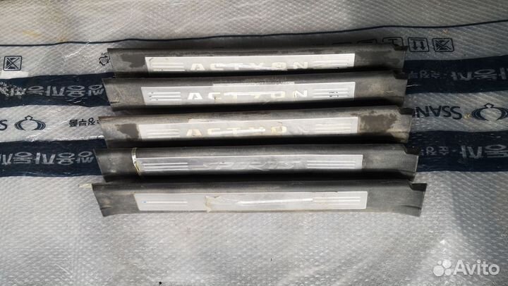 Накладка на порог салона, передняя левая Ssangyong