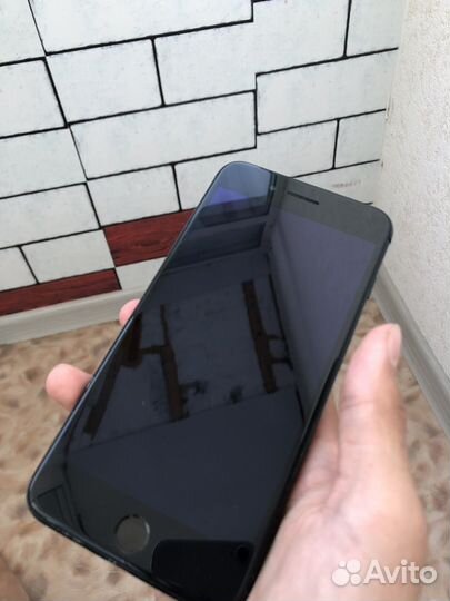 Телефон iPhone 7 plus