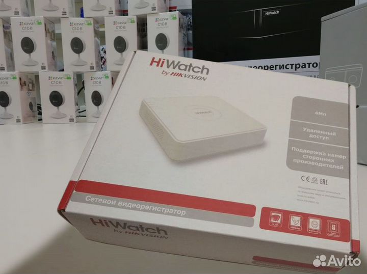 IP-регистратор 4 канала DS-N204(C) HiWatch