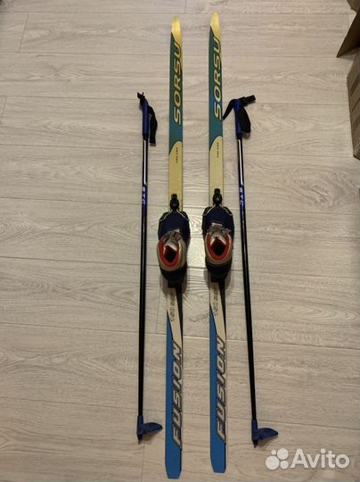 Беговые лыжи