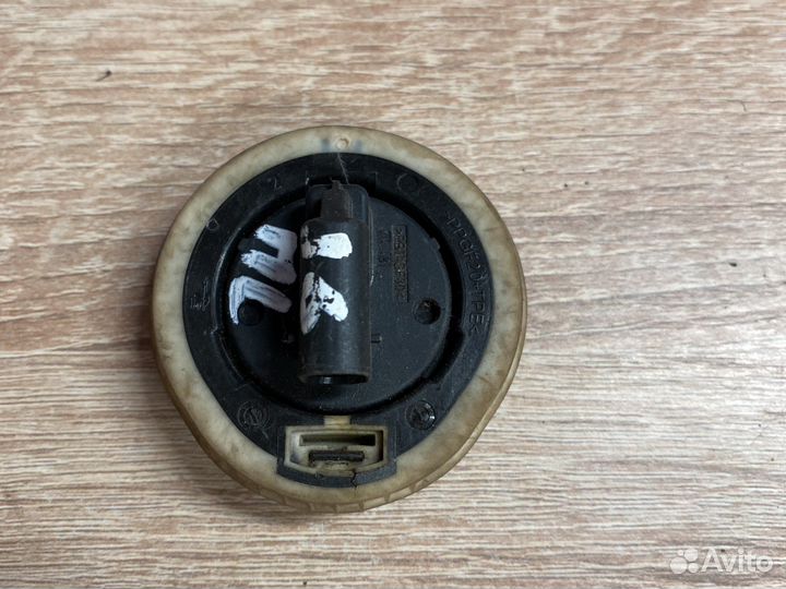 Датчик удара VAG 5K0959354