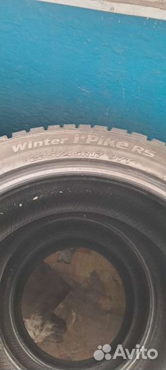 Hankook Winter I'Pike 235/45 R17 97T
