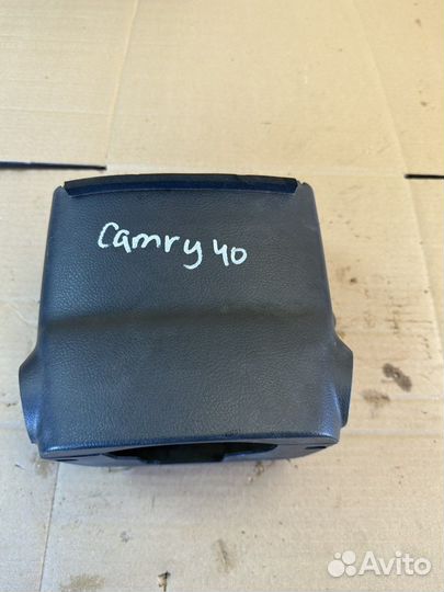 Кожух рулевой колонки Toyota Camry V40