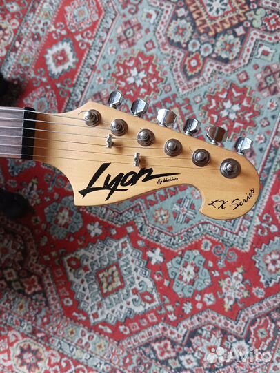 Электрогитара Washburn