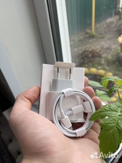 Быстрая зарядка для iPhone 20w (Оригинал)