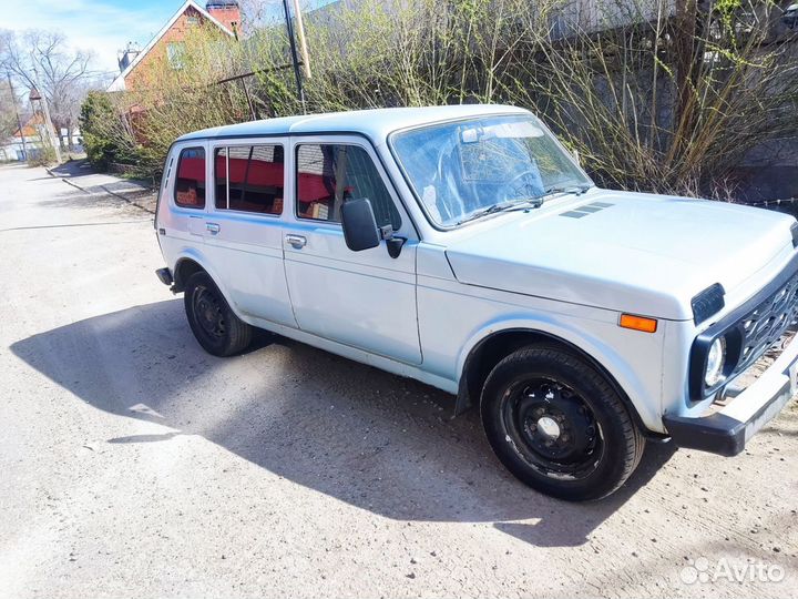 LADA 4x4 (Нива) 1.7 МТ, 2004, 135 000 км