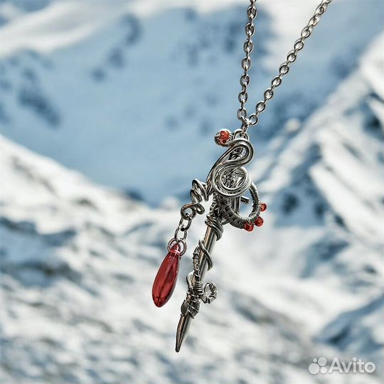 Кулон ручной работы в технике wire wrap