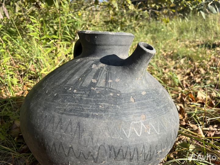 Кувшин старинный