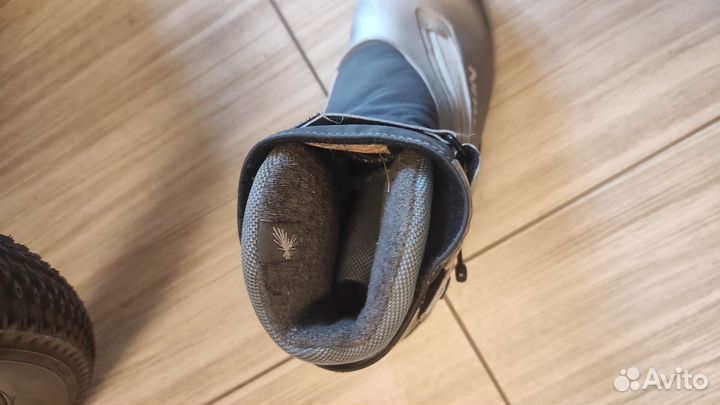 Лыжные ботинки коньковые salomon