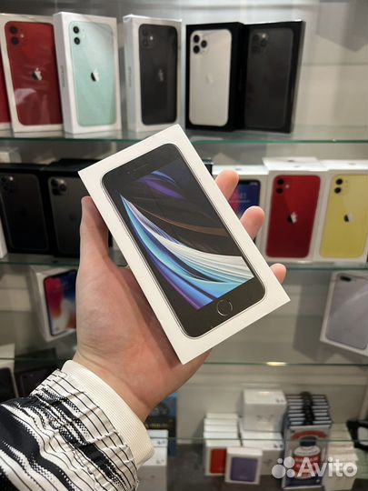 iPhone SE (2020), 64 ГБ