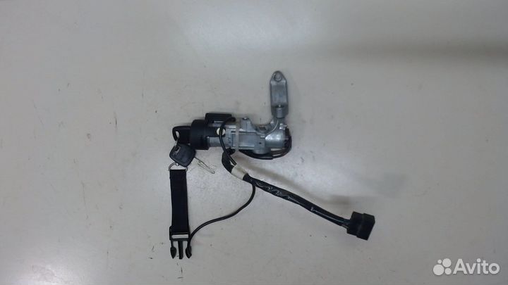 Замок зажигания Subaru Legacy (B11), 1997