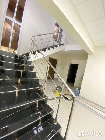 Ограждения, перила лестниц