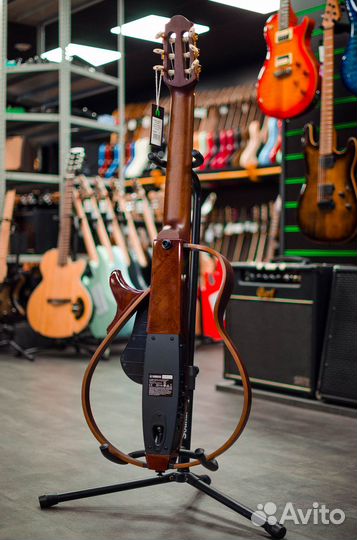 Yamaha SLG200N Natural