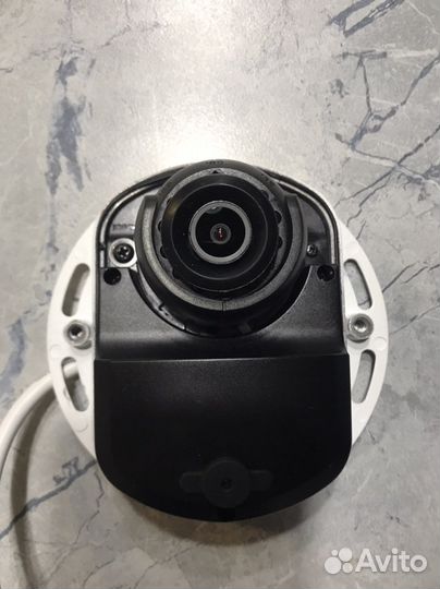 Камера видеонаблюдения купольная