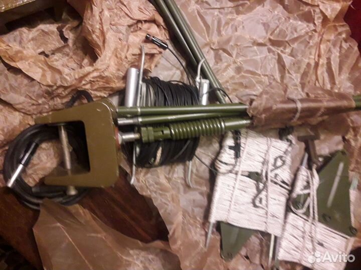 Радиостанция р-143 принадлежности антенны