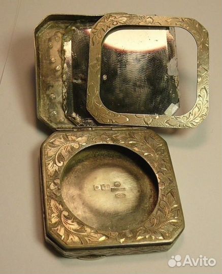 Фаберже, мастер Г.Вигстрем, коробочка-пудреница