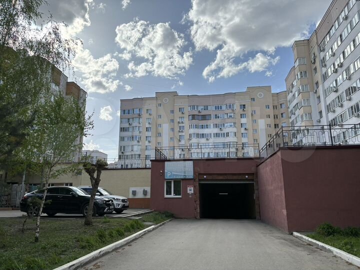 2-к. квартира, 92 м², 3/9 эт.