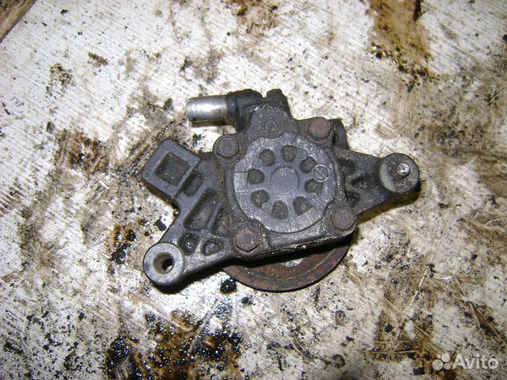 Насос гур Honda CR-V P3F132861Y