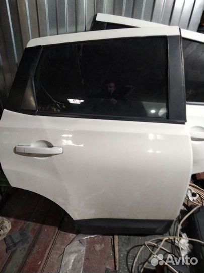 Nissan qashqai J10 дверь