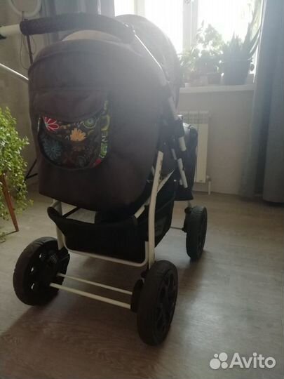 Зимняя детская коляска