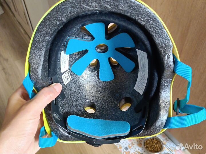 Шлем (ролики, самокат, велосипед)