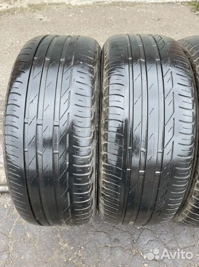 Bridgestone Turanza T001 215/55 R17 94V