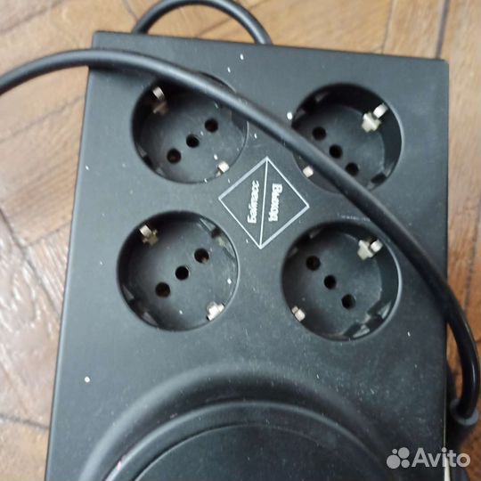 Стабилизатор напряжения бу