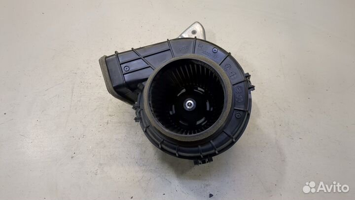 Двигатель отопителя Toyota RAV 4 2018, 2020