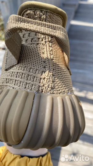 Adidas три полоски yeezy boost 350