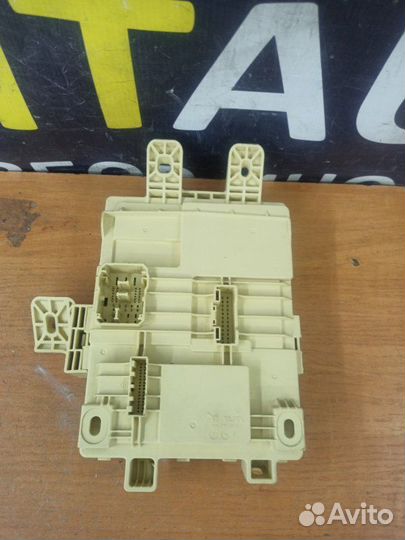 Блок предохранителей Kia Sorento 4 D4HE диз