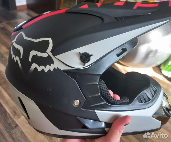 Кроссовый шлем fox