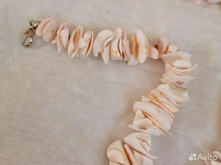 Бусы из натуральных камней