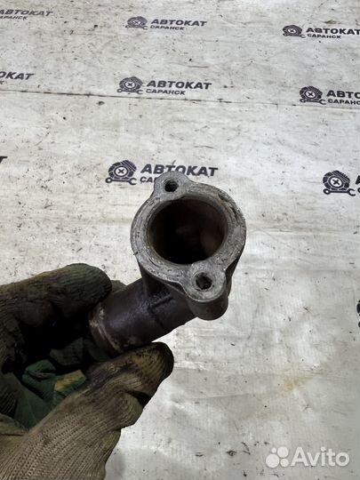 Тройник системы охлаждения Nissan Primera P11