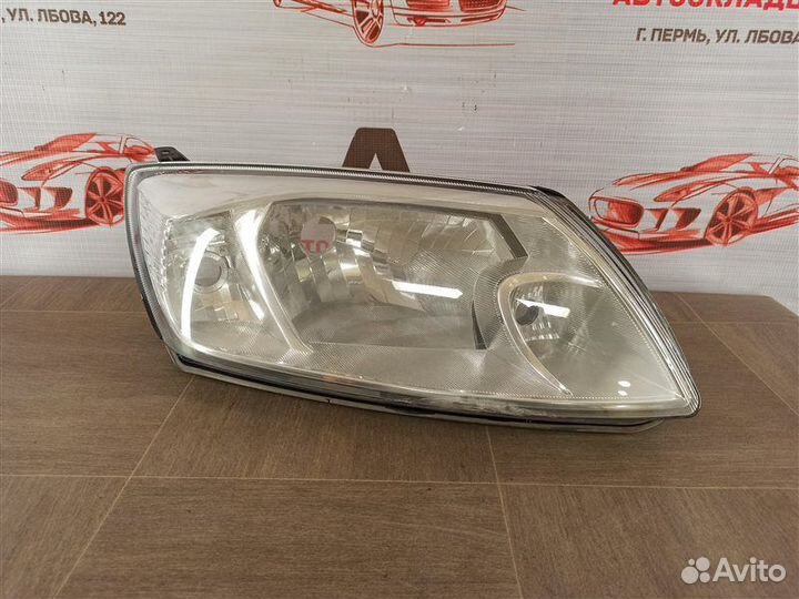 Фара правая LADA Granta 2011-2018