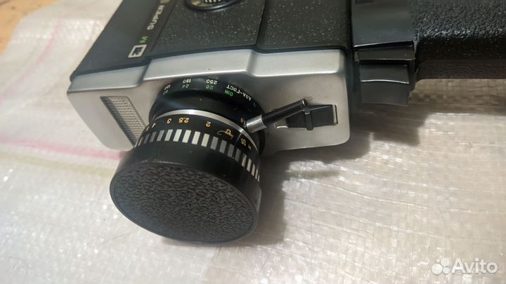 Кинокамера Lomo-214