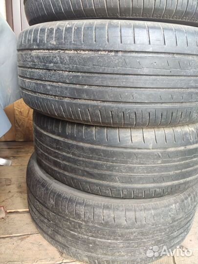 Yokohama BluEarth AE50 235/55 R18