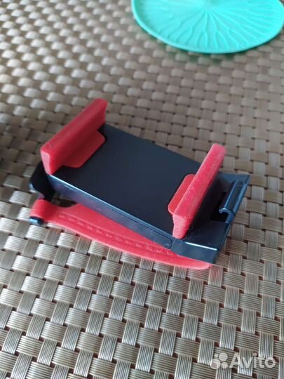 Держатель телефона в автомобиль + на руль