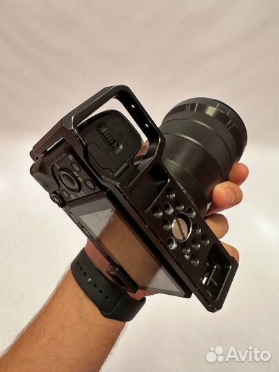 Sony alpha 6300 body + клетка