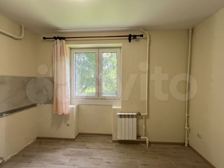 2-к. квартира, 40 м², 1/5 эт.