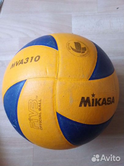 Волейбольный мячь