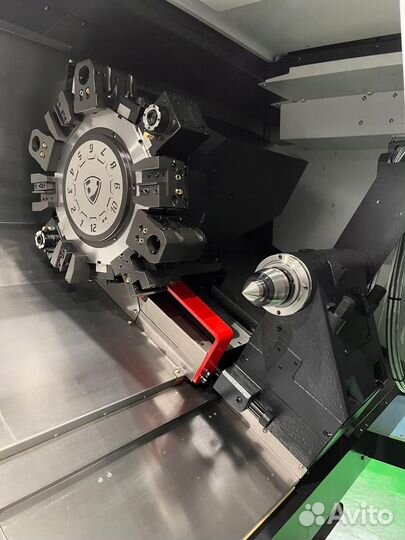 Токарно-фрезерный станок с чпу doosan puma 2600LM