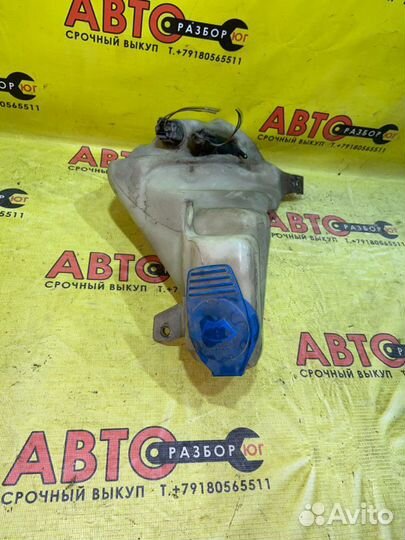 Бачок омывателя Volkswagen Passat B5 ADR 1999