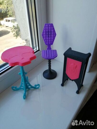 Мебель монстр хай