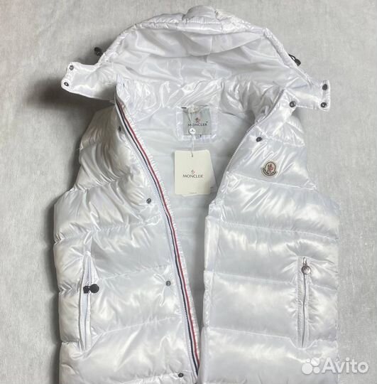 Жилетка Moncler весенняя