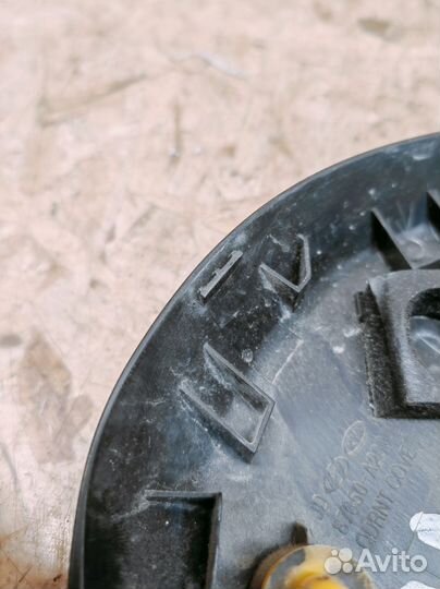 Крышка зеркала внутренняя левая Kia Ceed