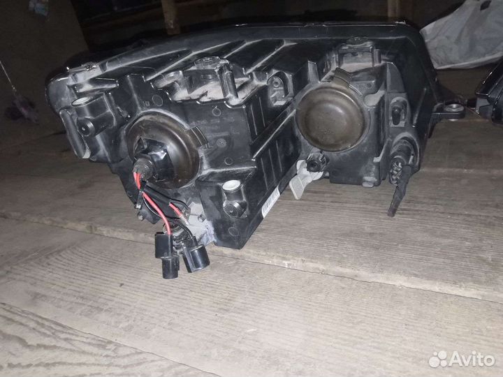 Фары Volkswagen Touran 1T